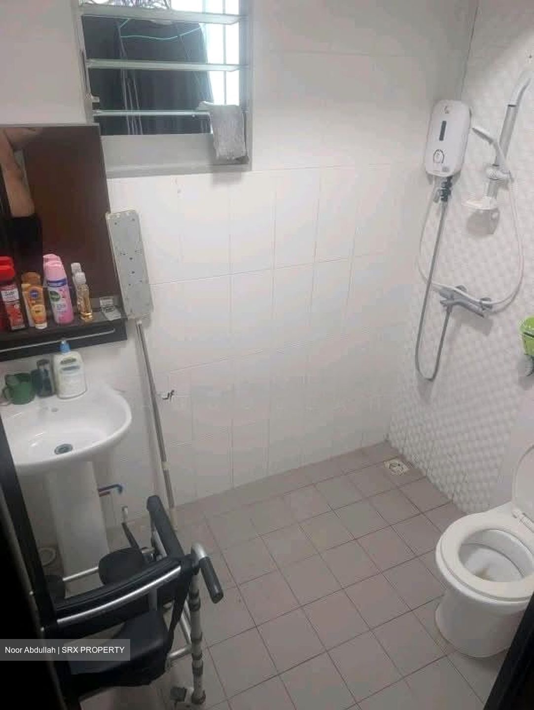 Blk 293A Skypeak @ Bukit Batok (Bukit Batok), HDB 4 Rooms #541944901